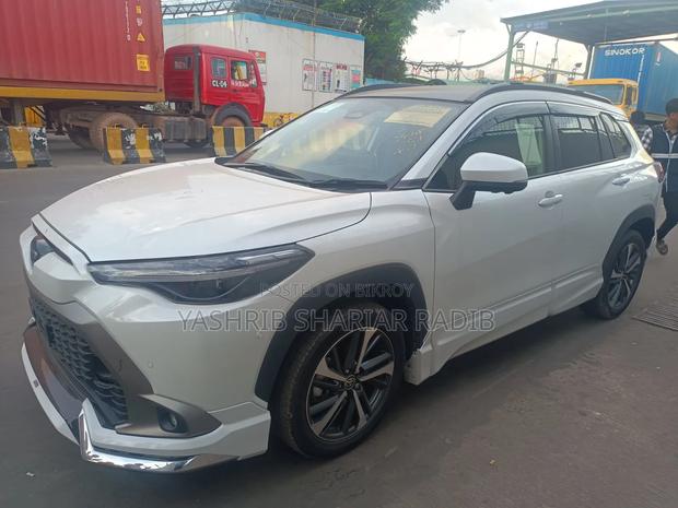 New Toyota Corolla Cross 2024 White