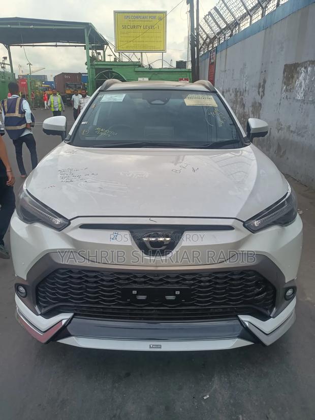 New Toyota Corolla Cross 2024 White