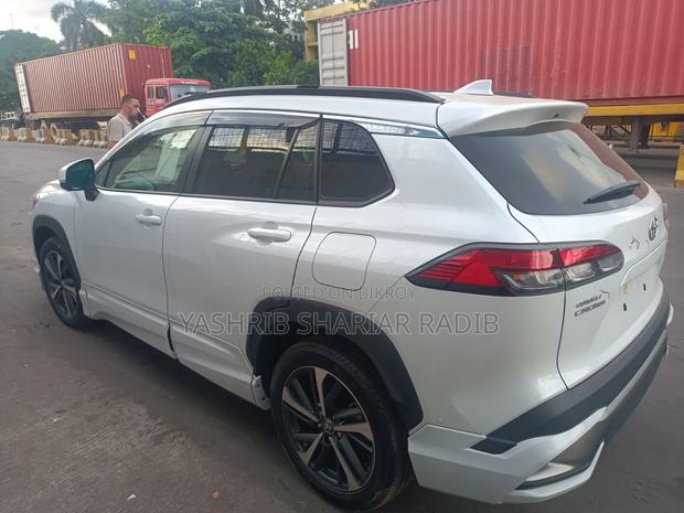 New Toyota Corolla Cross 2024 White