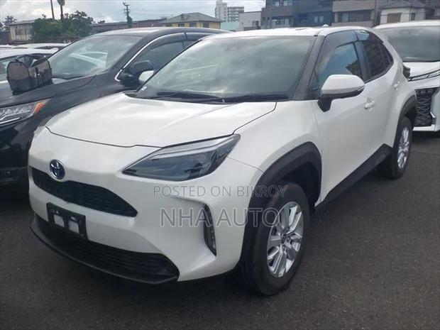 Toyota Yaris Cross 2021 White