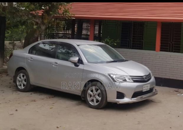 Toyota Axio 2012 Silver