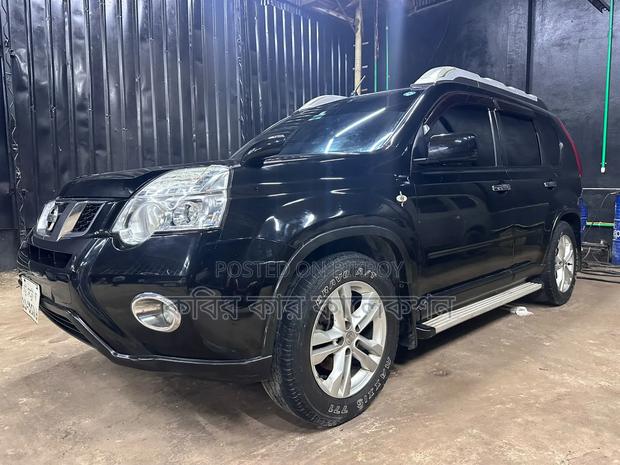 Nissan X-Trail 2012 Black