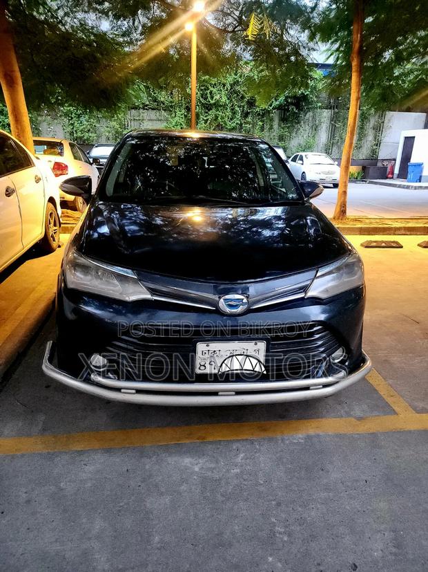 Toyota Corolla Fielder 2016 Black