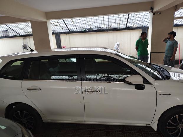 Toyota Corolla 2018 White