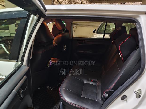 Toyota Corolla 2018 White