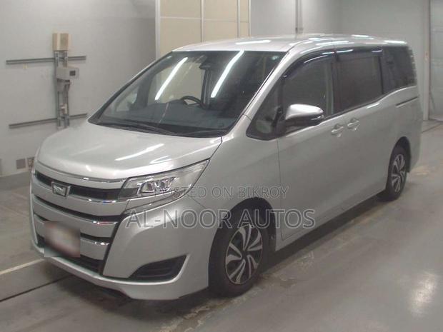 Toyota Noah 2.0 FWD (8 Seater) 2021 Silver