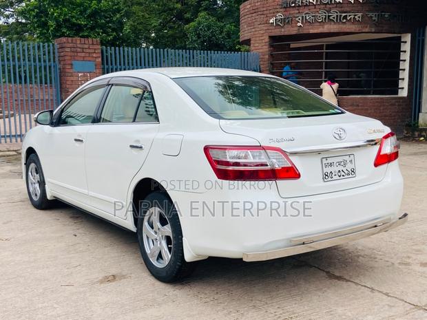 Toyota Premio 2015 Pearl