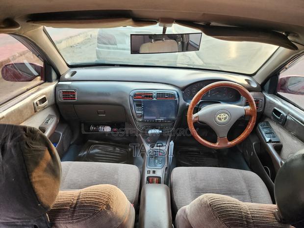 Toyota Carina 1994 Red