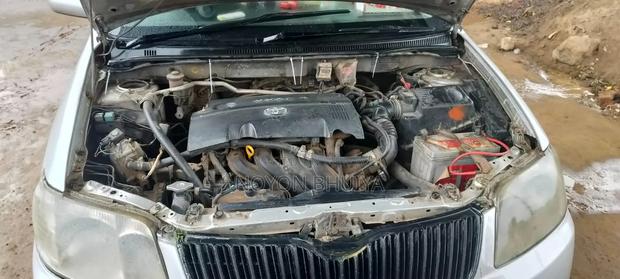 Toyota Corolla 2004 Silver