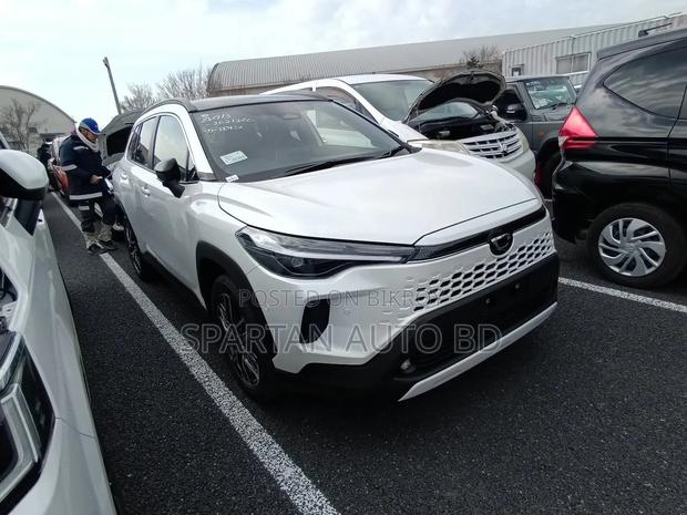 Toyota Corolla 2025 Pearl