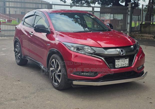 Honda Vezel 2016 Red