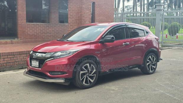 Honda Vezel 2016 Red