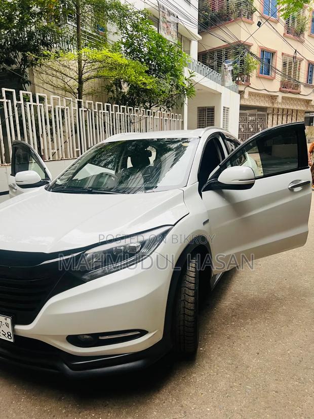 Honda Vezel 2014 Pearl