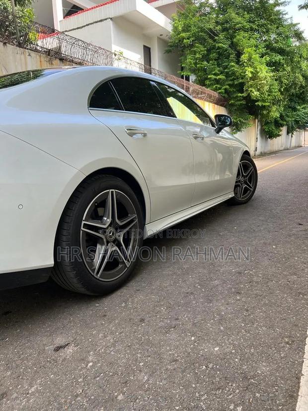 Mercedes-Benz 200 2021 White