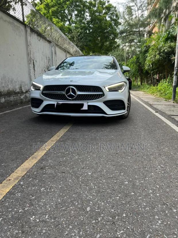 Mercedes-Benz 200 2021 White