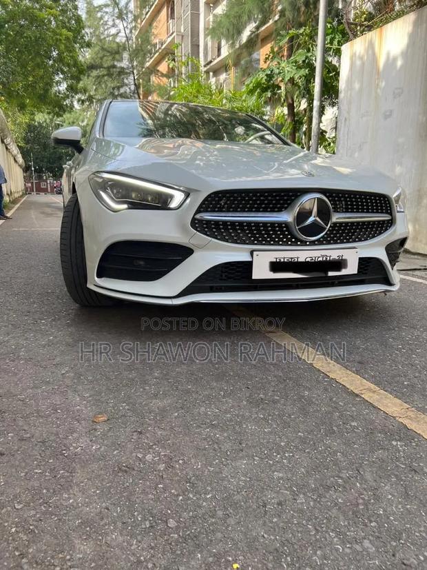 Mercedes-Benz 200 2021 White
