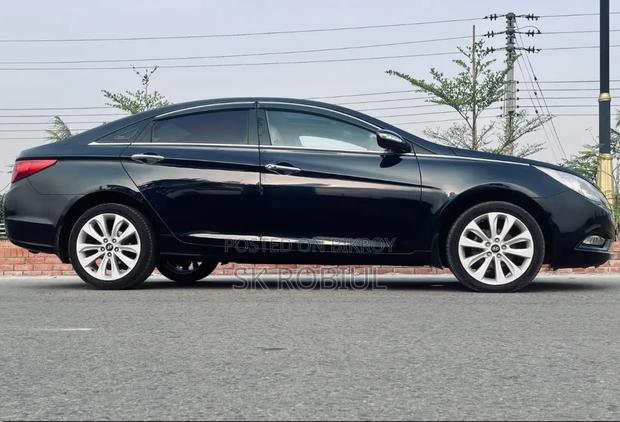 Hyundai Sonata 2012 Black