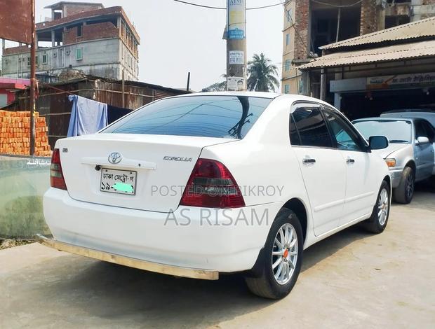 Toyota Corolla 2003 White
