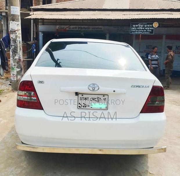 Toyota Corolla 2003 White