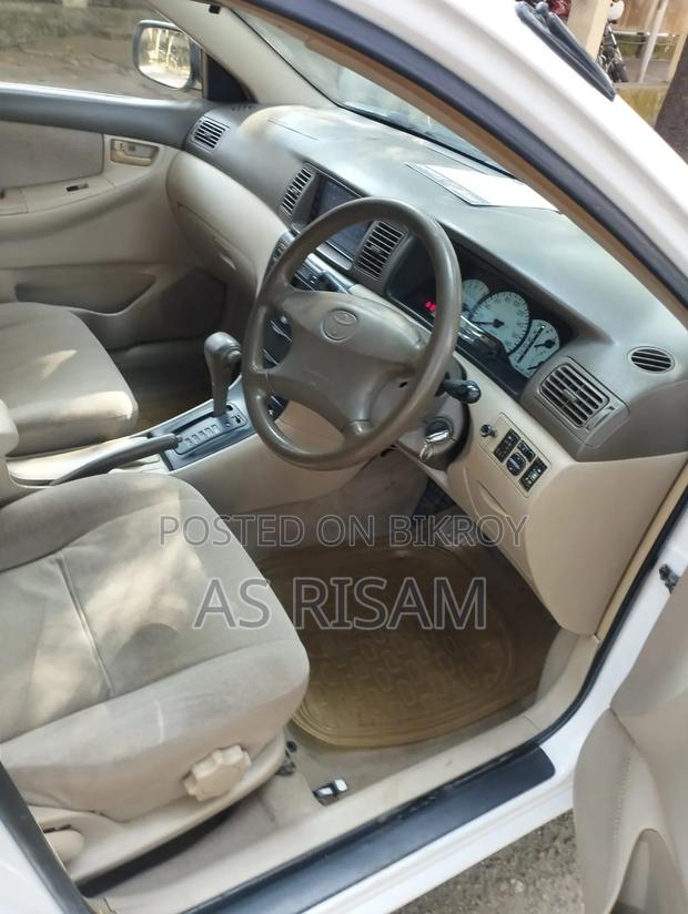 Toyota Corolla 2003 White
