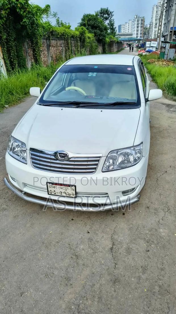 Toyota Corolla 2003 White