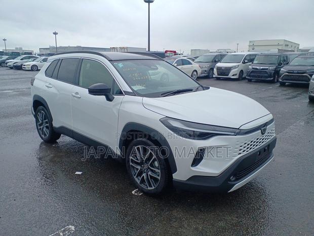 Toyota Corolla Cross 2025 Pearl