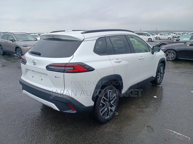 Toyota Corolla Cross 2025 Pearl