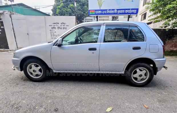 Toyota Starlet 1997 Silver