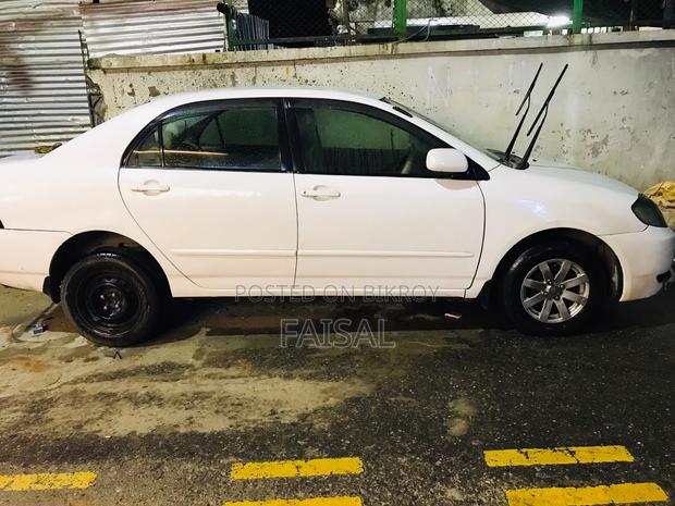 Toyota Corolla 2004 White