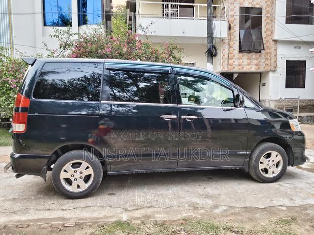 Toyota Noah 2005 Matt Black
