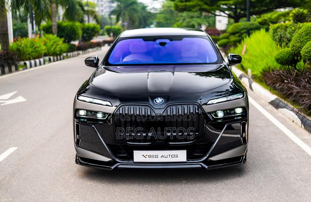 New BMW I7 2025