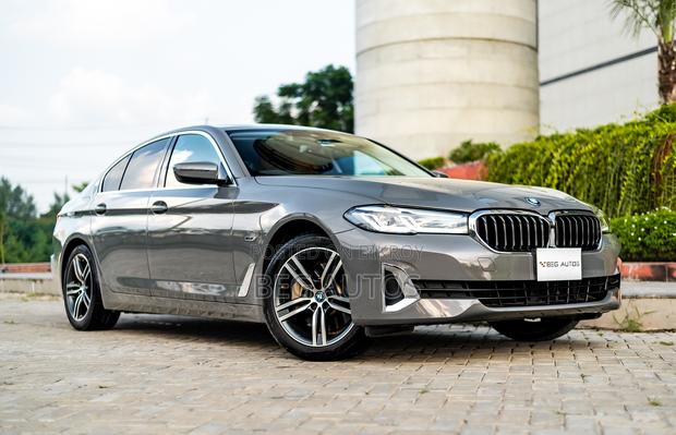 BMW 530 2021 Gray