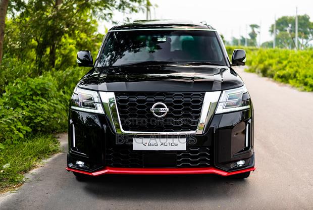 Nissan Patrol 2013 Black