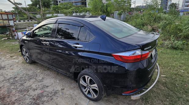 Honda Grace 1.5 Hybrid AWD 2017 Blue