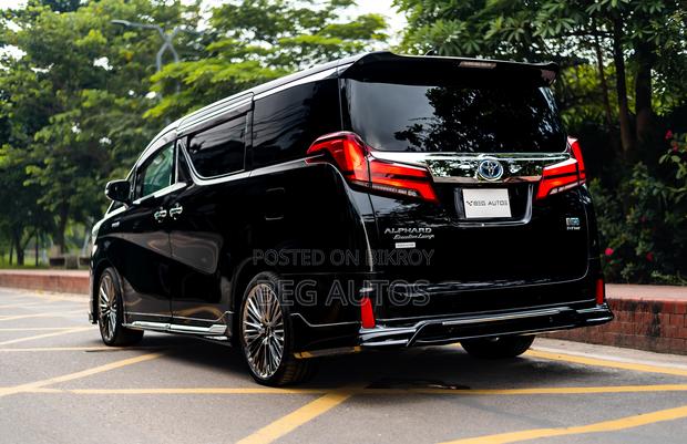 Toyota Alphard 2.5 Hybrid AWD 2020 Black