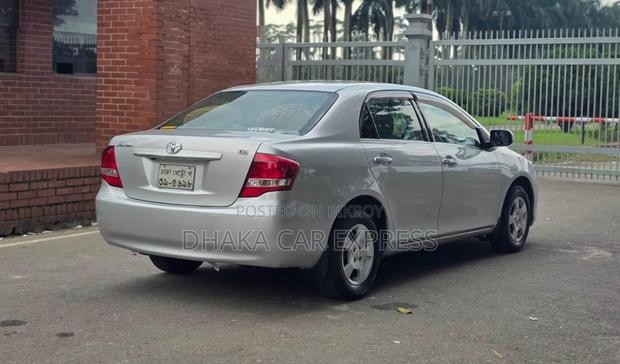 Toyota Axio 2010 Silver
