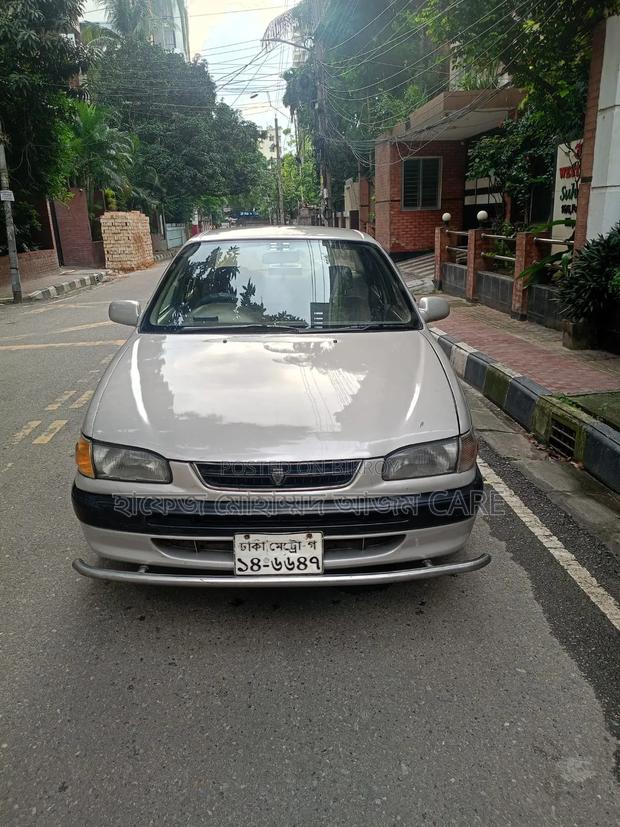 Toyota Corolla 1997 Gray