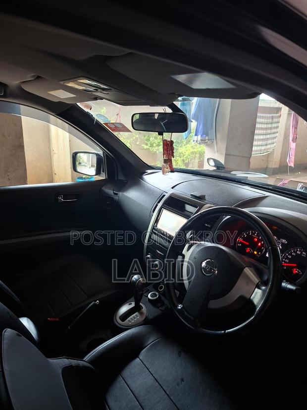 Nissan X-Trail 2011 Black