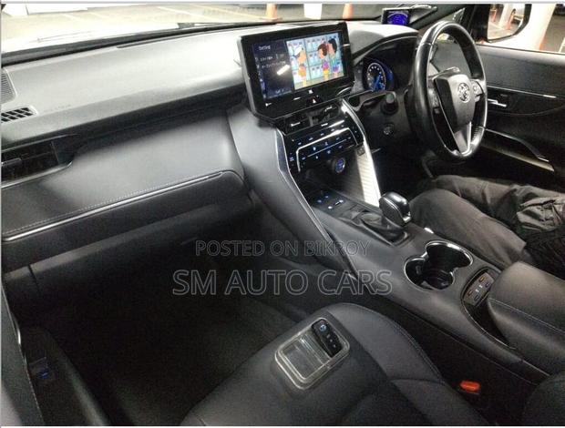 Toyota Harrier 2.5 Hybrid 2021 Black