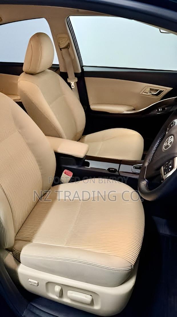 Toyota Premio 2021 Green
