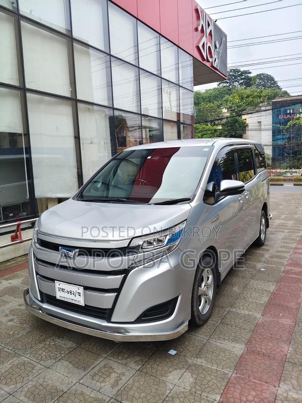Toyota Noah 1.8 FWD Hybrid (7 Seater) 2020 Silver