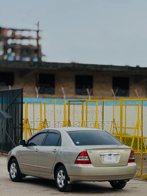 Toyota Corolla 2001 Gold