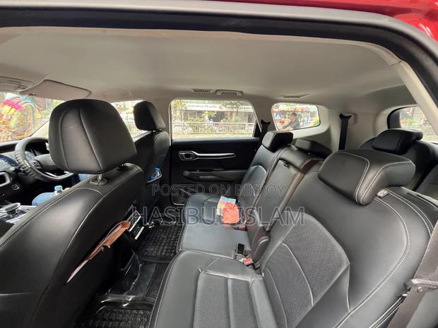 Proton X70 2023 Red