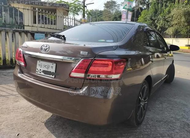 Toyota Premio 1.5 FWD 2017 Brown
