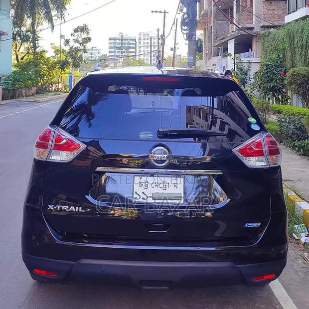 Nissan X-Trail 2.0 Petrol FWD 2015 Black