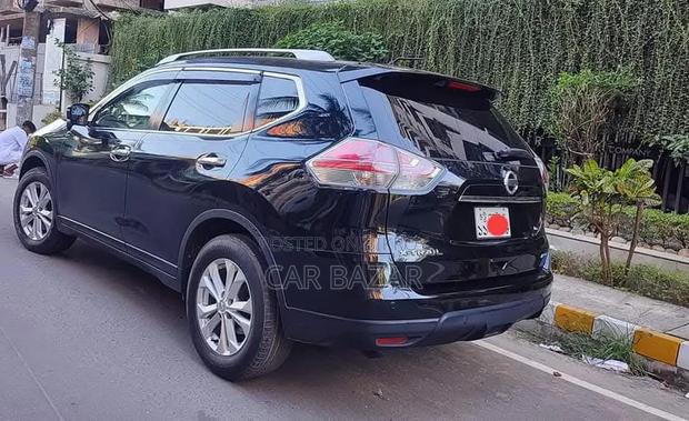 Nissan X-Trail 2.0 Petrol FWD 2015 Black