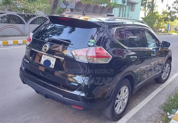 Nissan X-Trail 2.0 Petrol FWD 2015 Black
