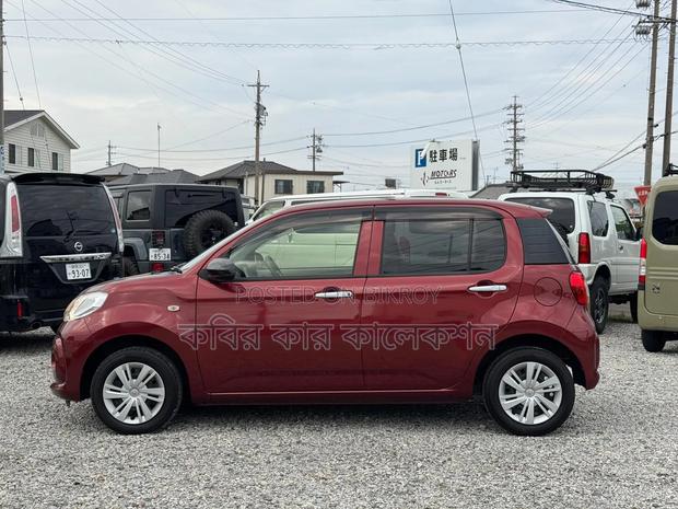 Toyota Passo 2021 Maroon