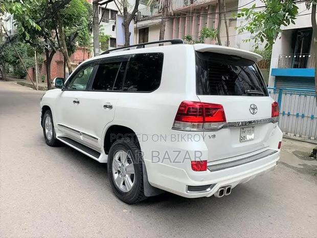 Toyota Land Cruiser 4.5 V8 VXR 2016 White