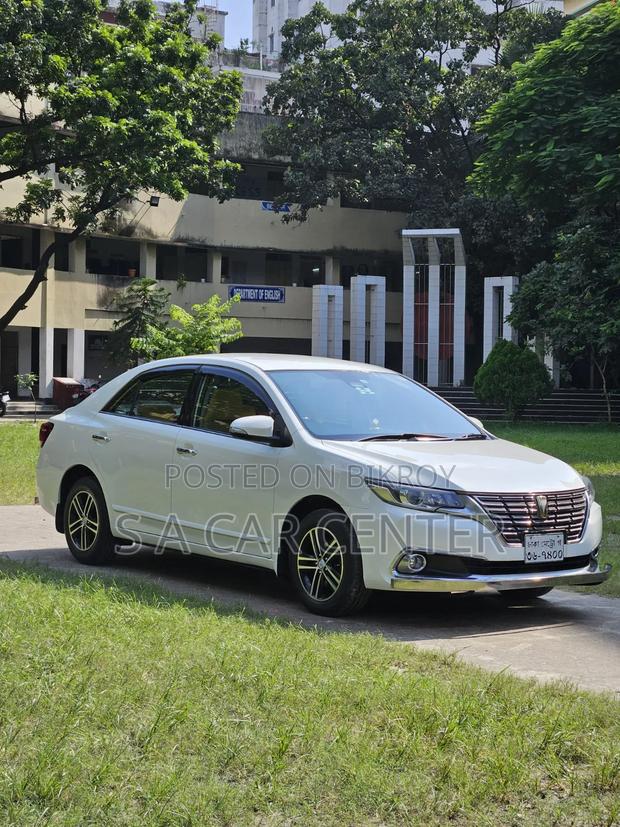 Toyota Premio 2019 Pearl